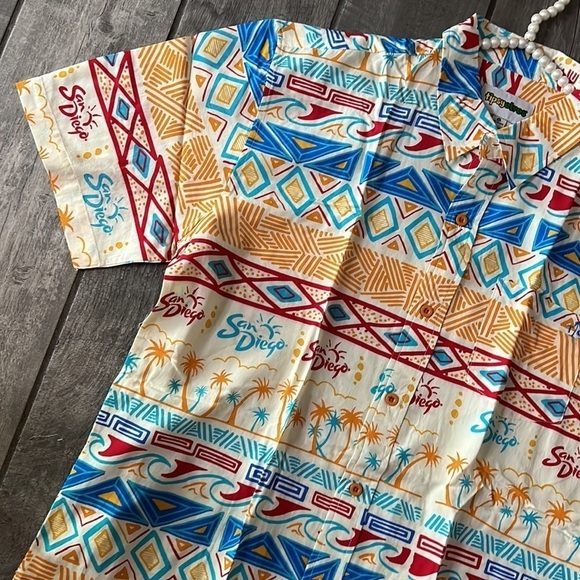 Tipsy elves San Diego travel Hawaiian short sleeve button-down shirt XL new - Picture 2 of 5